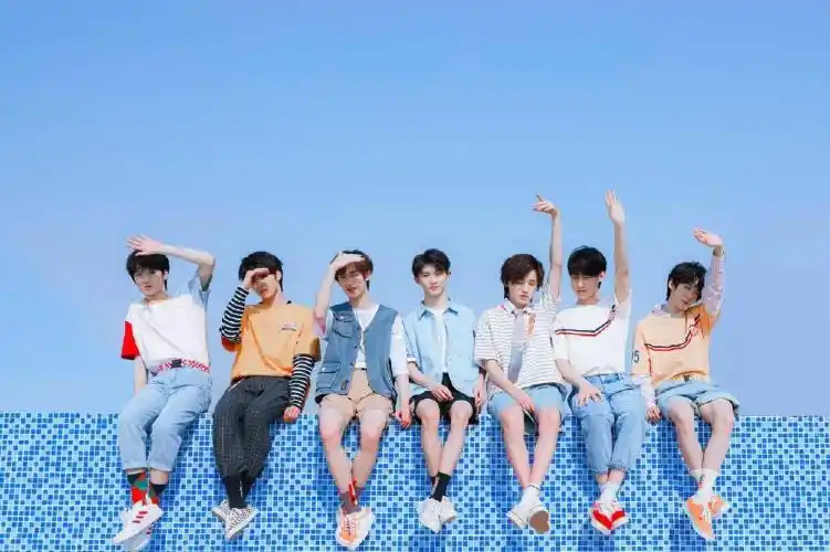 tnt时代少年团