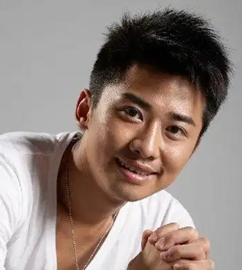 男生头大脸大适合什么发型 大头大脸男适合的发型图片(2)