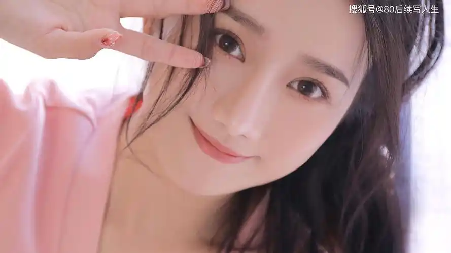 高颜值小姐姐,你喜欢吗?美女电脑高清桌面壁纸!