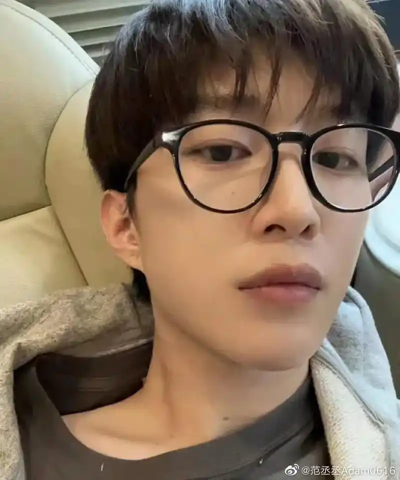 丞星 #追星日常 #向全世界安利 #丞丞抖一抖#范丞丞 理 - 抖音