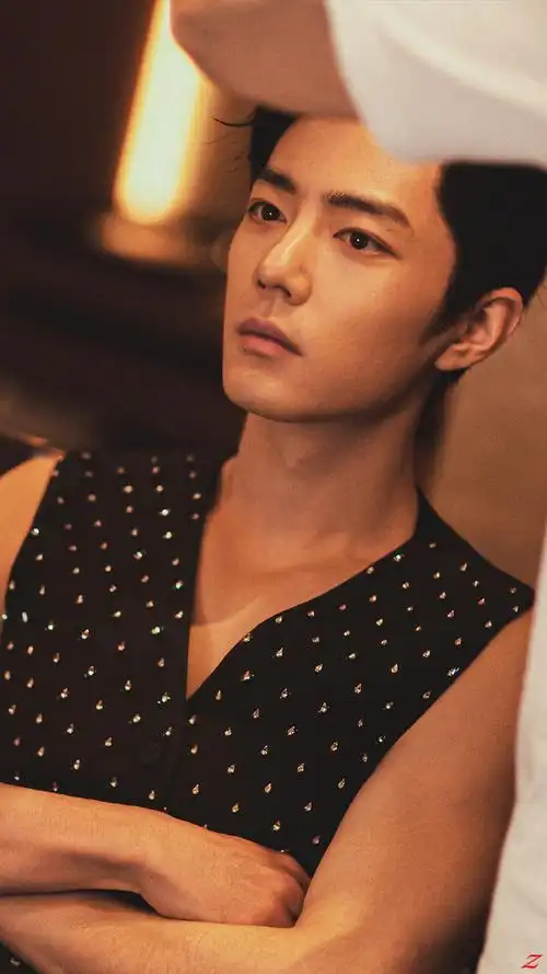 肖战你好闪##肖战微博之夜#原图 壁纸@x玖少年团肖战daytoy