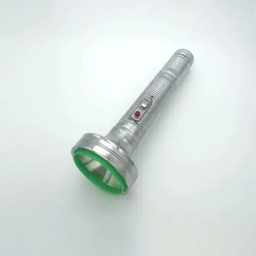 熊猫牌猫牌xm-600怀旧铁质铁皮三节一号电池老式手电筒