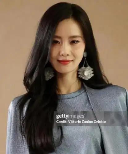 巴黎这一夜众明星女美男帅神仙姐姐刘亦菲更是美的出圈