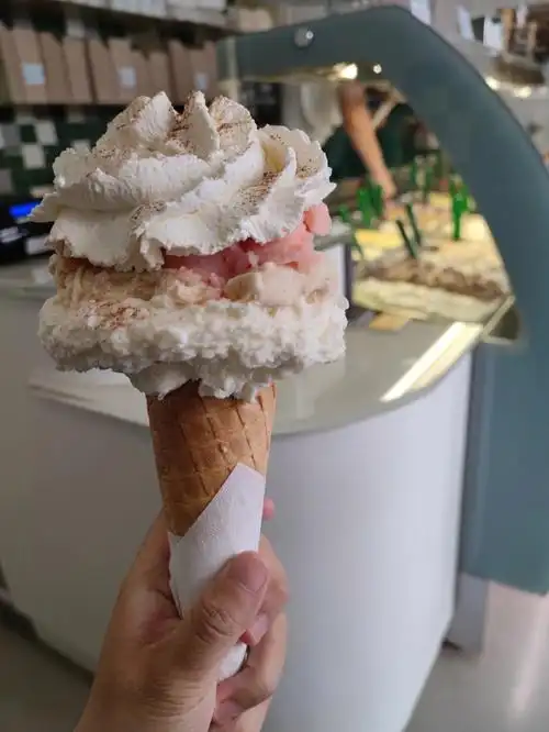 今天又去吃冰淇淋了