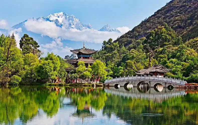 细数水源充足的旅游景点,贺州姑婆山,丽江黑龙潭自然也在其中