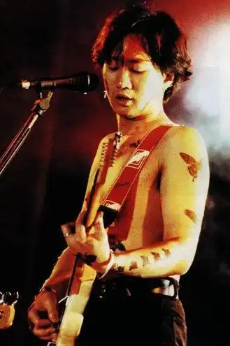 beyond悼念黄家驹的歌(一首beyond曲一句经典语)(5)