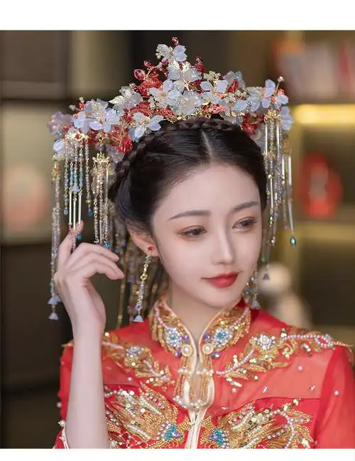 ck施华洛世奇锆中式婚礼蓝色琉璃花朵唯美新娘古装造型头饰红色秀禾服