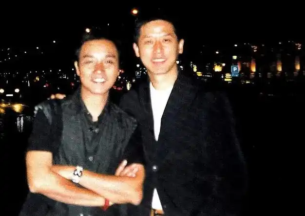 21年过去立誓要为张国荣终身不娶的唐鹤德如今他做到了吗