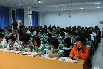 泉州五中2012—2013学年教学展示活动圆满落幕