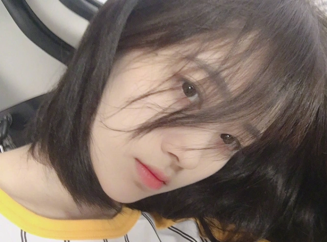 鞠婧祎:我剪短发不好看,造型师:试试就知道,看到效果:一眼万年