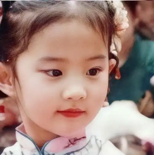 有没有用来舔屏的刘亦菲的图片? - 知乎