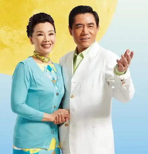 2192010在这中秋到来之际发一首青年歌唱家王喆演唱的相约在月圆时节