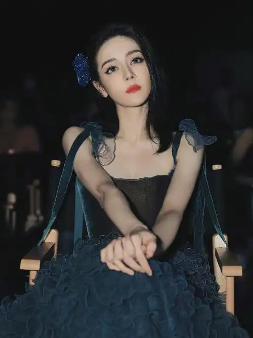 迪丽热巴每一套妆造都好绝啊