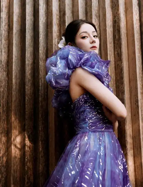 迪丽热巴紫罗兰公主