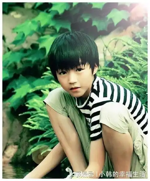 王俊凯比易烊千玺差吗怎么走着走着人生就完全不一样