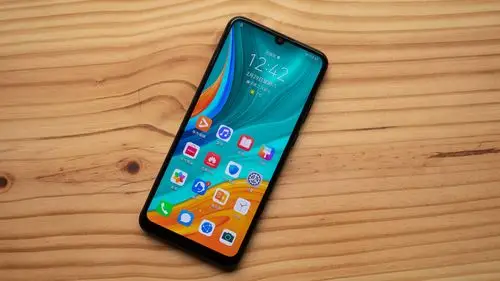 华为畅享10e体验评测 5000mah超长续航不惧电量恐慌