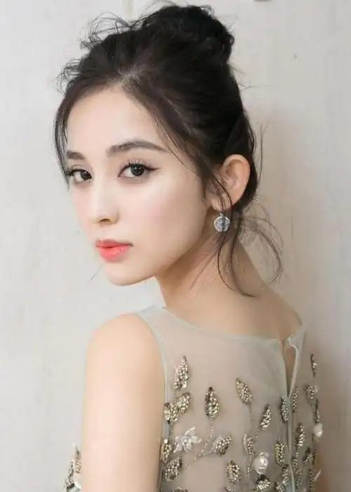 古力娜扎交往的男友每个都是富二代渣男张翰将她坑得很惨