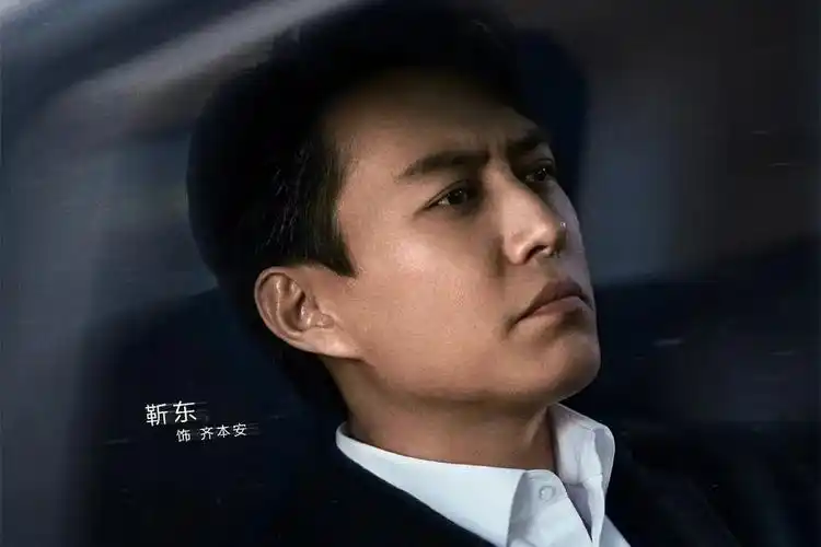 《突围》热播 靳东还是国剧门面担当!