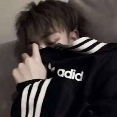 妖孽男生头像高清骚气的腹黑妖孽真人帅哥头像图片