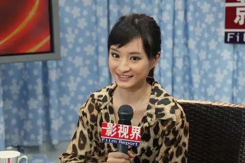 林好《影视界》大秀客家话 期待龙年好剧不断 - 客家新闻 - 客家风情