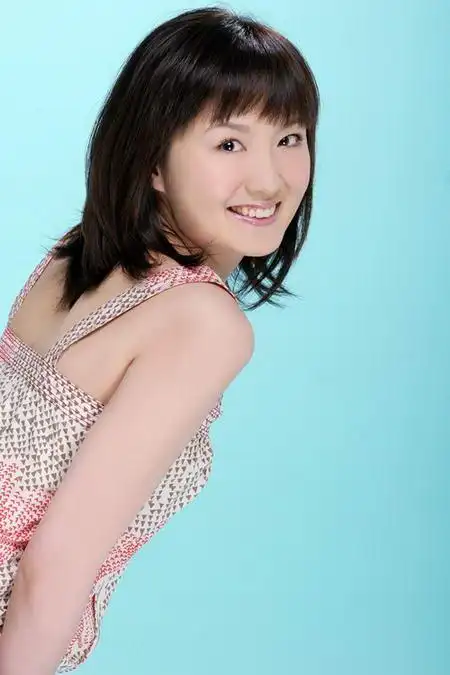 饰 普罗克妮曼彻斯特大学-戏剧影视研究学士学位主演剧目:《特殊使命