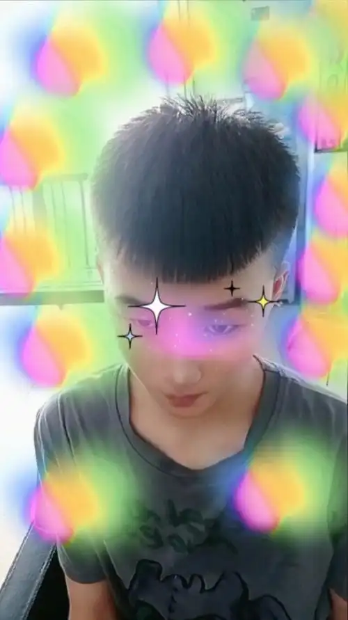 学生款瓜子头发型年龄17岁…之前是一个西瓜头