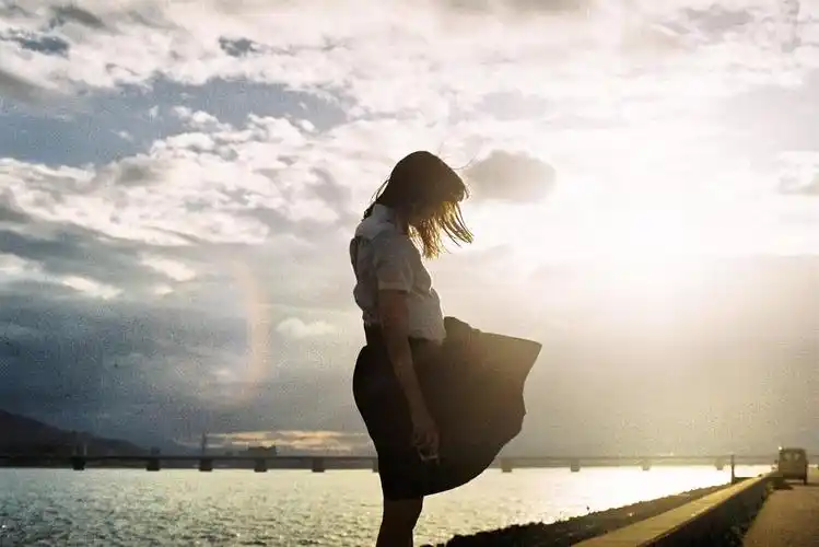 张小娴《流波上的舞》