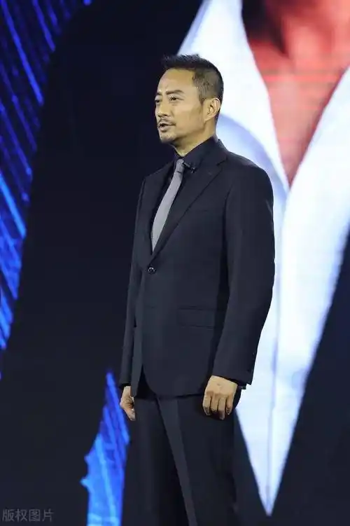 张涵予这颜值,这才是全球最帅面孔!