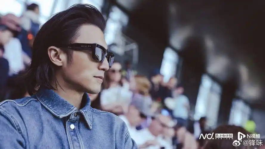 动作指导谢霆锋现在刚刚好不变的是态度