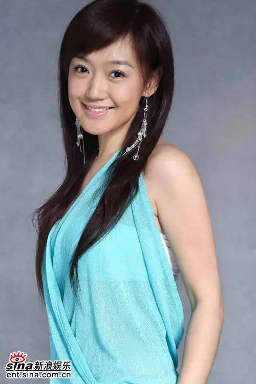 薛佳凝写真图片