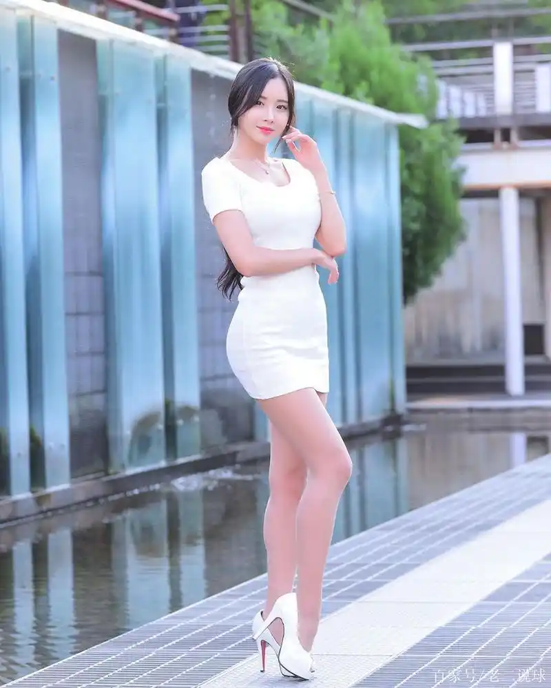 时尚女神穿搭潮流唯美,真的很美很有女人味!