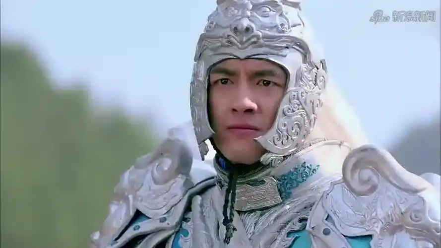 武神赵子龙:高则抢走倚天剑,赵云骑马飞快去追