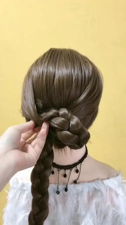 你喜欢的样子我都有#简单好看的低马尾盘发,简单易学