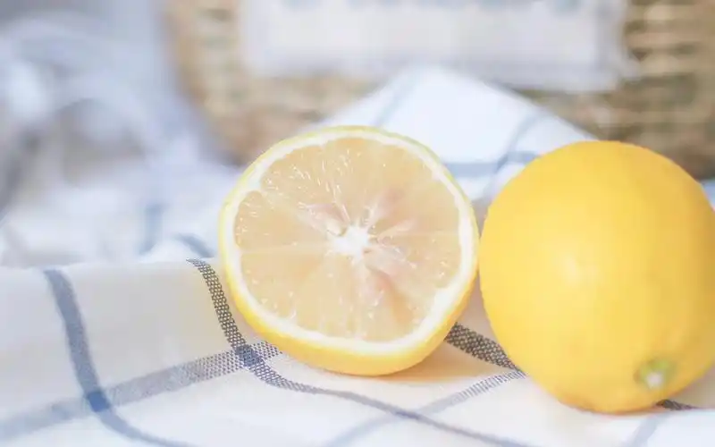 纯白小清新静物唯美高清桌面壁纸