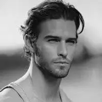 大叔头像男沧桑_微信头像图片大全