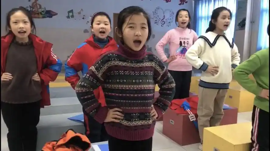 周村区新建路小学亮色课程:艺术院——声乐