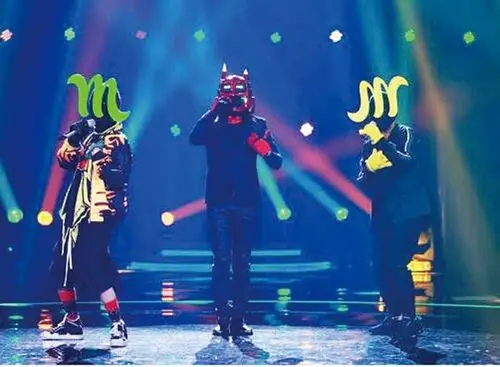 天王黎明 化身「煎蛋侠」蒙面唱歌