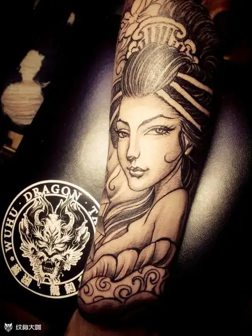 半臂 艺妓 _纹身图案手稿图片_龙龙的纹身作品集