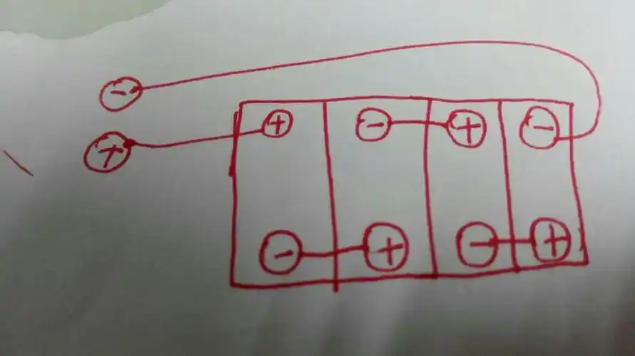 电车上用4块12v电瓶怎么串连成48v!该怎么串连,网上查不到急死我了?