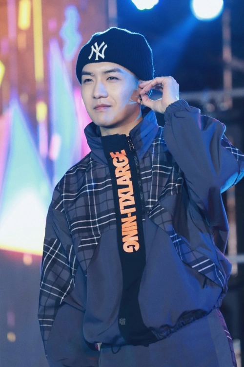 还原最真实的秀场直播