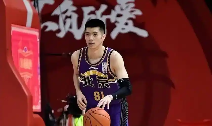 王子瑞:在国青如此优异的表现,希望能够带来更多的能量.