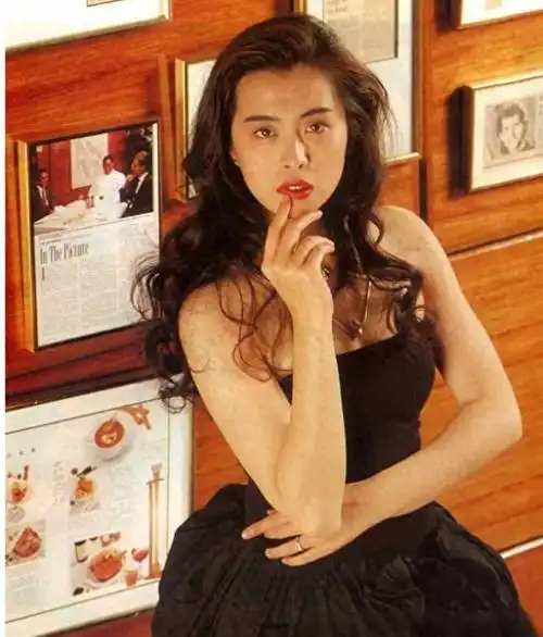 身材,气质!古典美女王祖贤