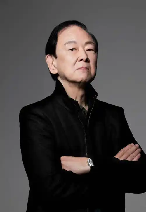 原创他是邵氏王牌比李小龙还早成名提携成龙离婚后和林青霞交往