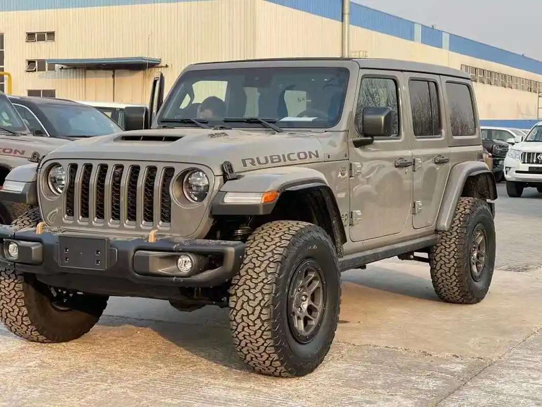 23款加版牧马人392 大脚包02电动敞篷 水泥灰/黑 大脚包,真皮包