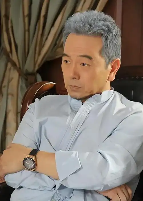 大富大贵面相的男明星 这8位男演员天生富贵脸(15)