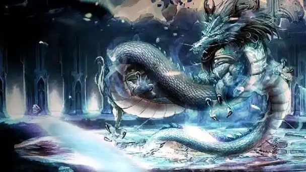 头上长有一对犄角,身下还有四只锋利的爪子.