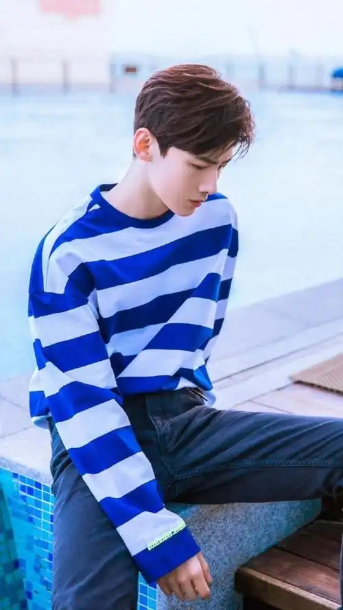 阳光大男孩白敬亭干净帅气写真,高清图片,手机壁纸