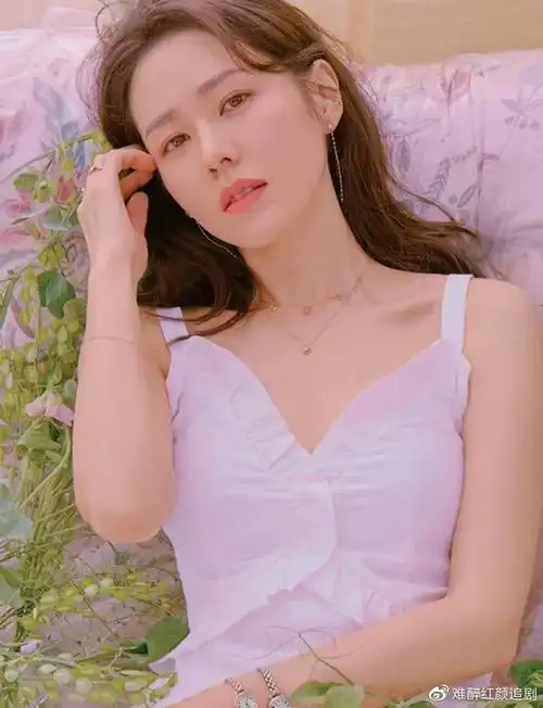 孙艺珍壁纸合集