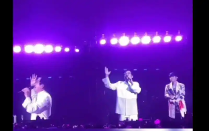 成龙周杰伦同台