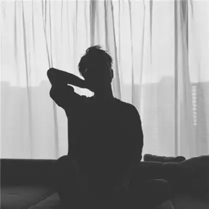 个性黑白伤感男生头像是你的最爱吗如果爱就拿走